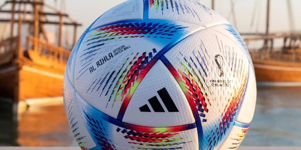 Pourquoi le ballon high tech de la Coupe du Monde va changer le football