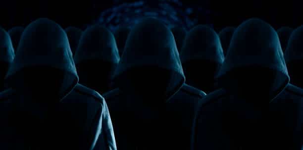 Hackers mercenaires : le chef de l’espionnage anglais sonne l’alarme