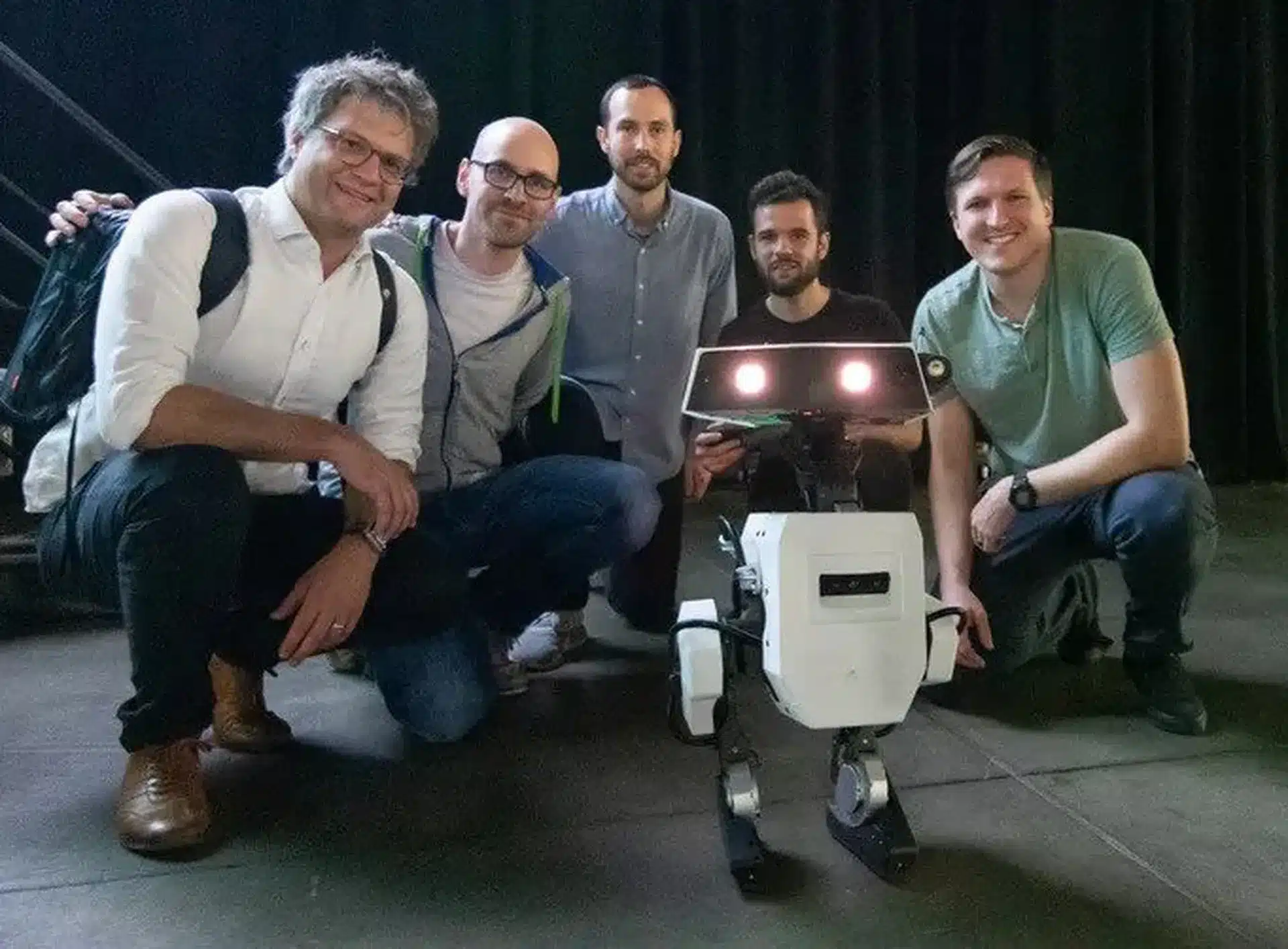 disney robot droide collaboration