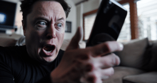 elon musk iphone espion openai chatgpt apple