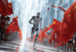 Un robot humanoïde en pleine course, entouré de spectateurs humains, sous des drapeaux chinois flottants, dans un stade high-tech ou une rue urbaine stylisée.