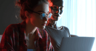 Une IA espionne les messages privées sur Microsoft Copilot.
