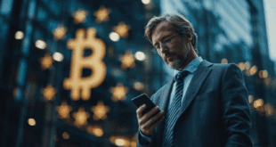 Homme d’affaires européen consultant son smartphone devant un bureau moderne, avec une carte de l’Europe et un symbole Bitcoin en surimpression.