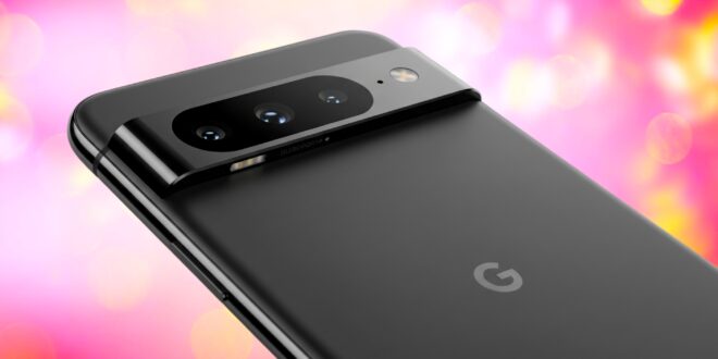 Un smartphone Google Pixel gris équipé de trois capteurs photo et d’un capteur de température sous le flash