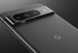 Un smartphone Google Pixel gris équipé de trois capteurs photo et d’un capteur de température sous le flash
