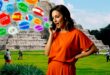 Une femme qui parle toutes les langues