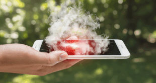 Smartphone cassé et chaud