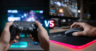 Une photo collage. A droite une main avec une manette et à gauche avec une souris. Ils jouent aux jeux vidéos