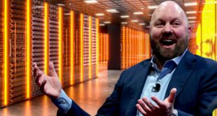 PDG d'A16z dans un data center orange