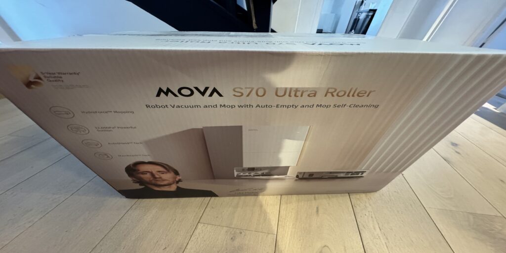 Le carton de l'aspirateur Mova S70 Ultra Roller