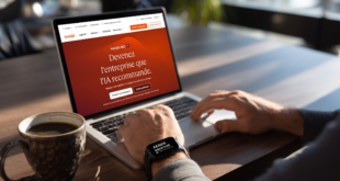 Expert senior comparant la visibilite de sa marque dans le match HubSpot AEO vs Meteoria sur son ordinateur