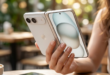 iPhone pliable blanc