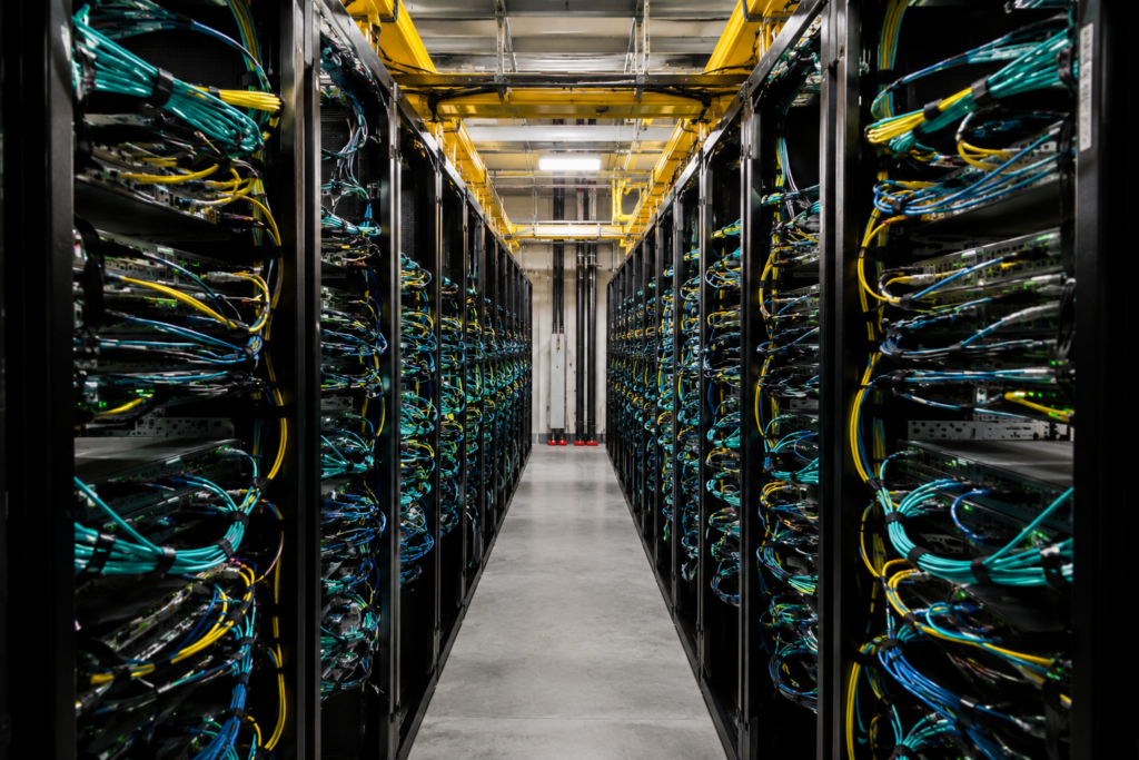 image illustrant l'intérieur d'un data center